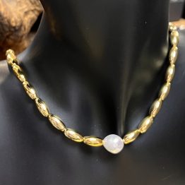 Pearl & Shell necklaces