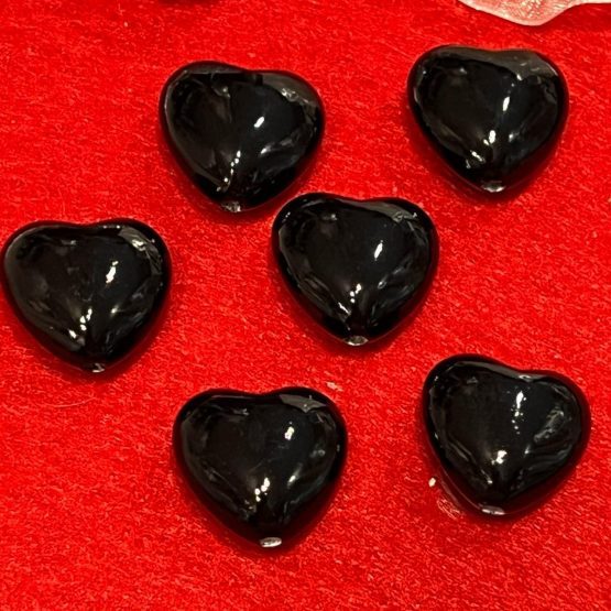 (BP112) 5 x black heart Beads