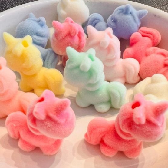 (BP133) 4 x Flocked Unicorn Beads