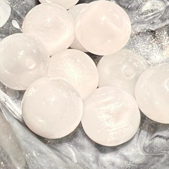 (BP) 5 x 16mm white cats eye beads