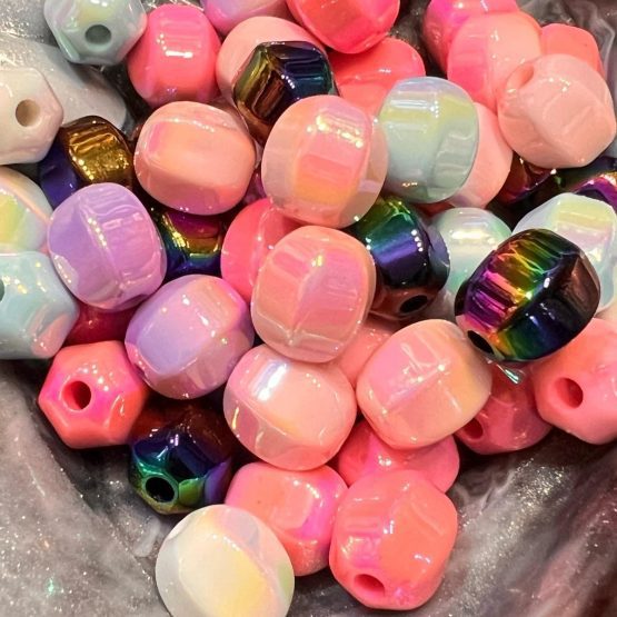 (BP215) 10 x oblong faceted beads