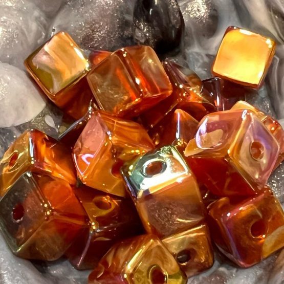 (BP266) 5 x bronze cube beads