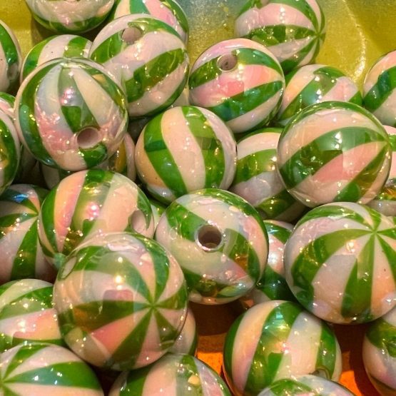 (BP281) 5 x 16mm green white stripe beads
