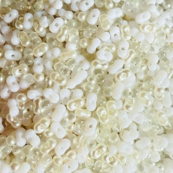 (BP382) Peanut beads White mix
