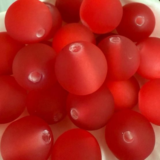 (BP390) 5 x red Cats Eye beads