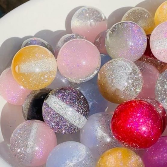 (BP397) 10 x 16mm glitter shimmer beads