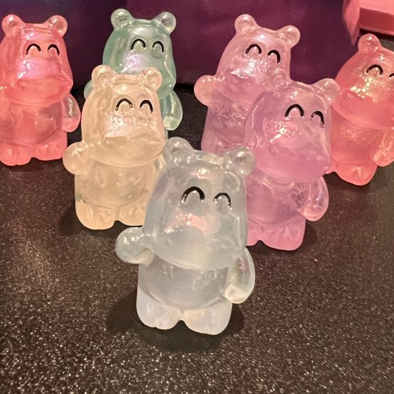 (BP39) 3 x Hippo beads