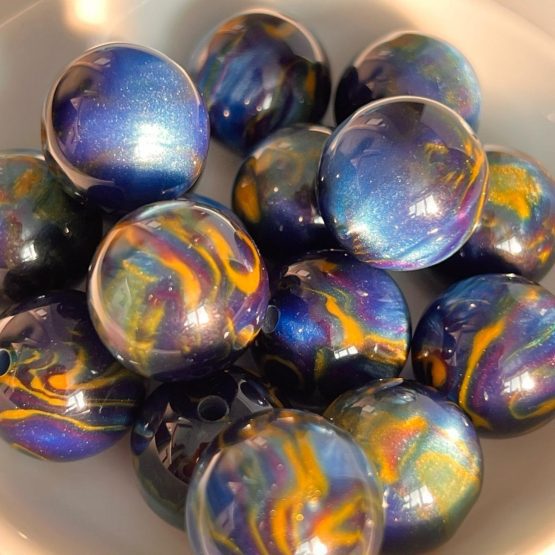 (BP81) 1 x Blue glitter Bead