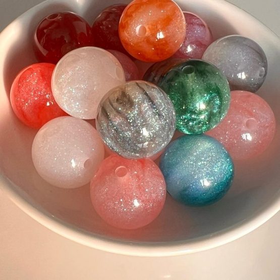 (BP91) 4 x 20mm Glitter Shimmer Beads