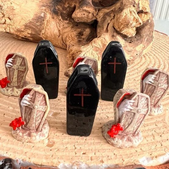 (BP FB) 1 x Coffin Tombstone bead
