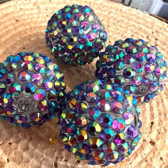 (BP22 12) 1 x 20mm Dark rainbow bead
