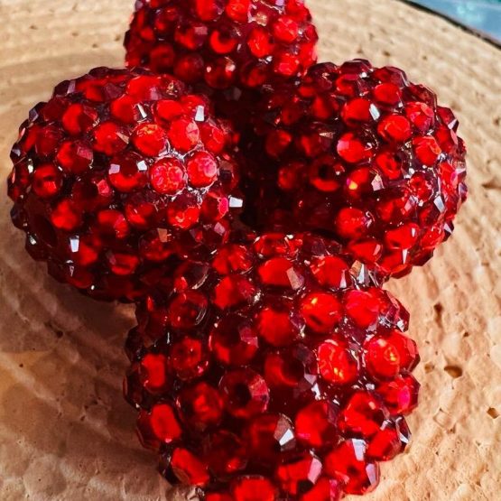 (BP22 28) 1 x 20mm Red bead