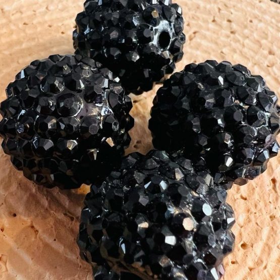 (BP22 29) 1 x 20mm black bead