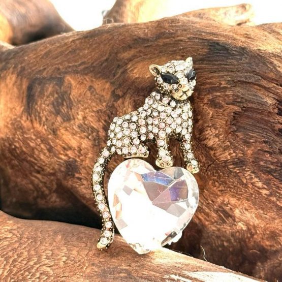 1 x diamante leopard heart focal