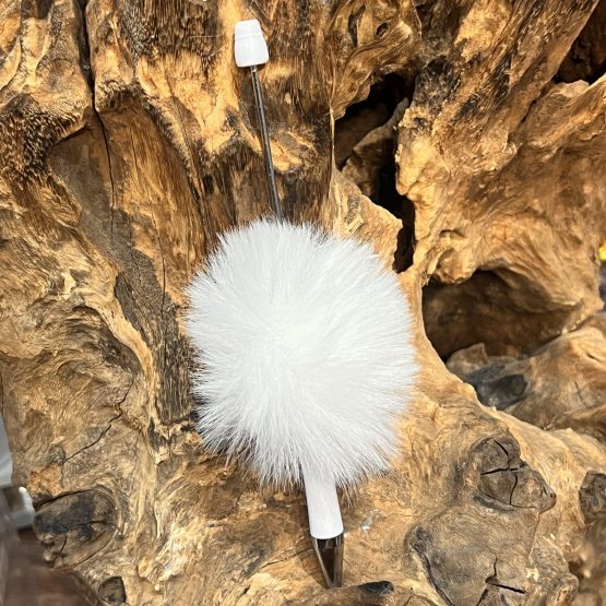 Long fluffly white Beadable pen
