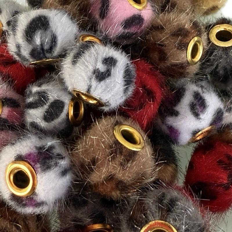 pombeadanimal pombeadanimal