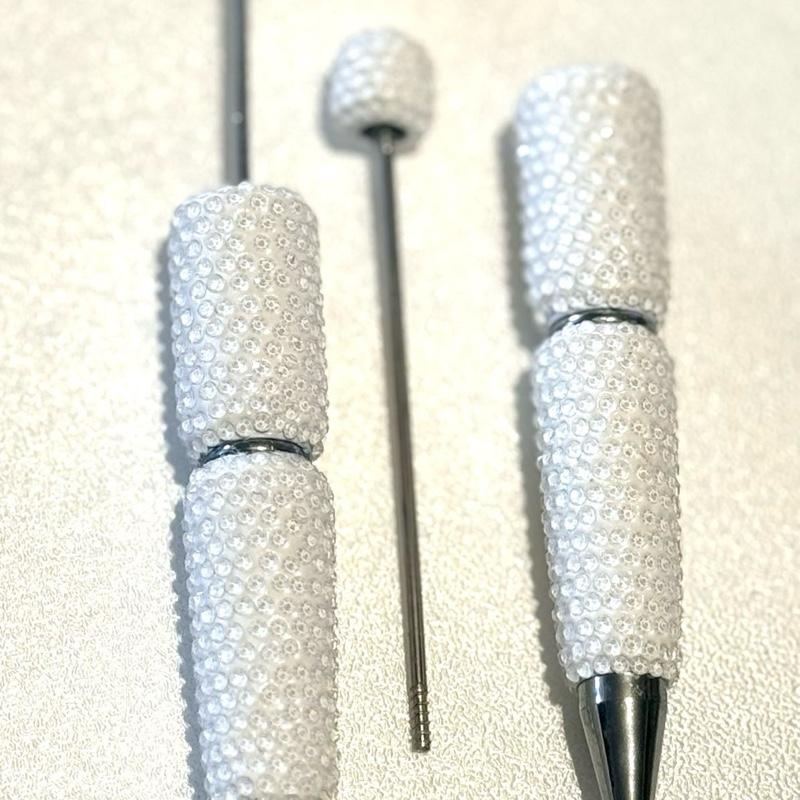 pen white