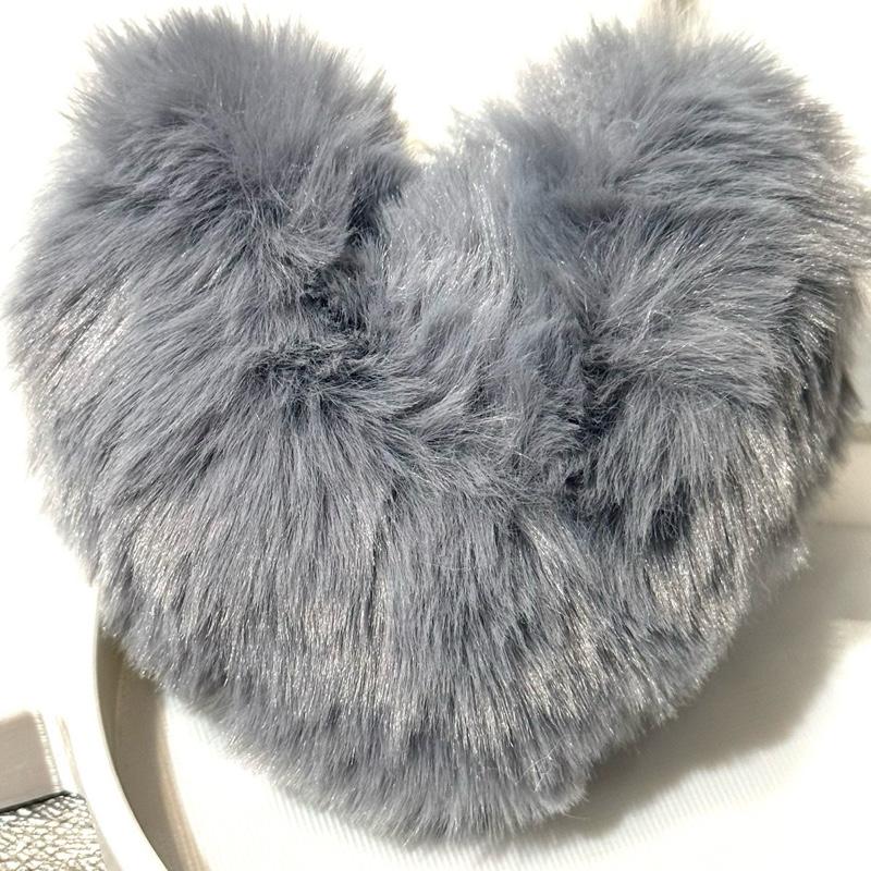 pom grey